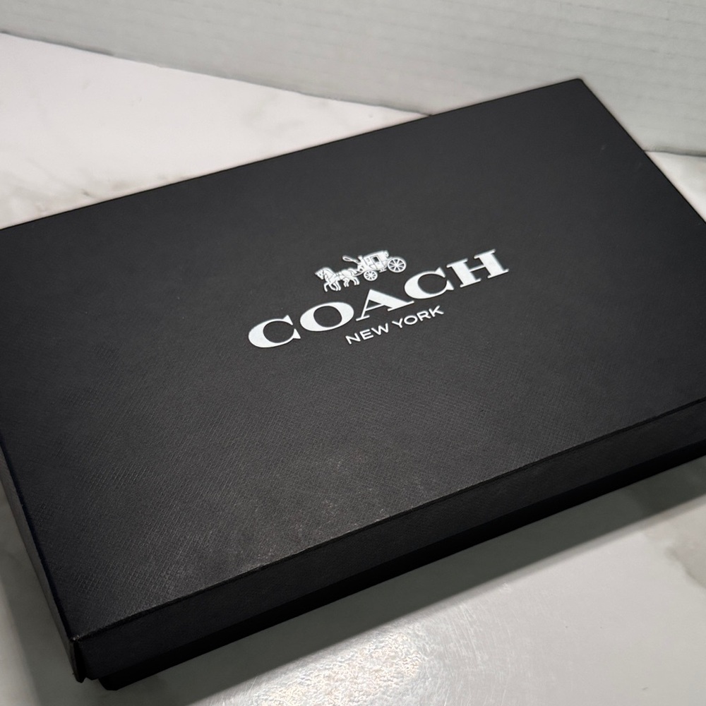 Authentic Coach Gift Box with Ribbon & Tissue Paper - Picture 6 of 13